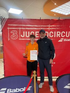 Elias Greil sichert sich ÖTV-Kat1 Turniersieg und den Tiroler Meistertitel U14